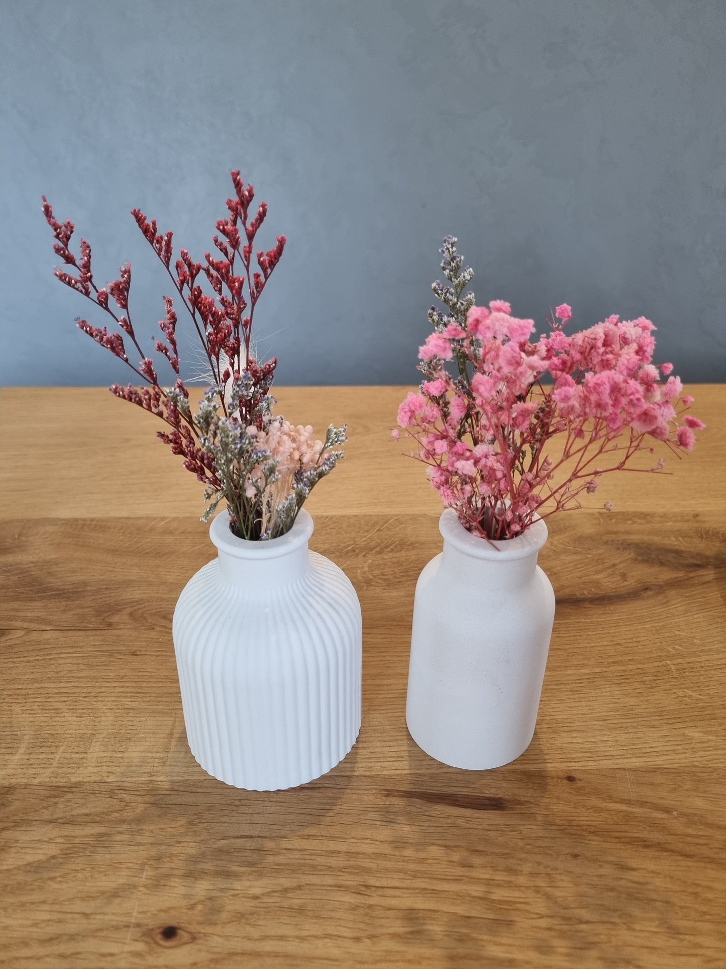 kleine Vase aus Gips